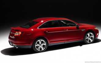 2010 Ford Taurus SHO Named Top Safety Pick