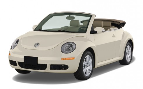 2010 Volkswagen New Beetle Convertible 2-door Auto Angular Front Exterior View