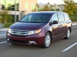 Which Minivan Gets The Best Gas Mileage? 2011 Honda Odyssey Touring