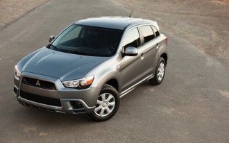 Mitsubishi Gives You The Day Off With A 2012 Outlander Sport (Video)