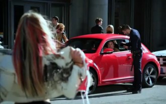 Britney Spears Flashes The 2012 Volkswagen New Beetle: Video
