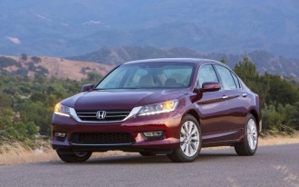 New Frontal Crash Tests: Honda Accord Aces, Toyota Camry Flubs