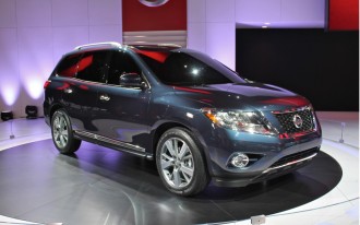 2012 Nissan Pathfinder Concept: 2012 Detroit Auto Show Video