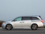 2016 Honda Odyssey vs. 2016 Nissan Quest: Compare Cars post thumbnail