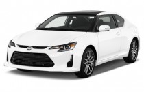 2016 Scion tC 2-door HB Auto (Natl) Angular Front Exterior View