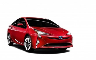 2016 Toyota Prius recalled for airbag problem