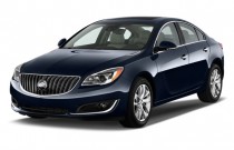 2017 Buick Regal 2017 Buick Regal 4-door Sedan Premium II FWD Angular Front Exterior View