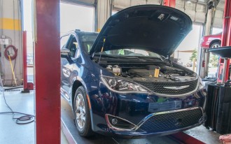2017 Chrysler Pacifica Limited long-term  test: the first service stop