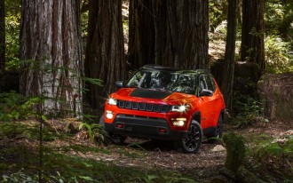 The new 2017 Jeep Compass manages to actually look like a Jeep