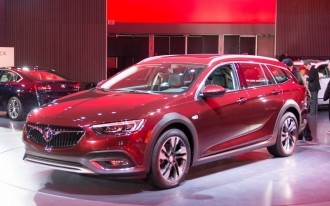 Wagons whoa! 2018 Buick Regal Tour X costs $29,995 to start