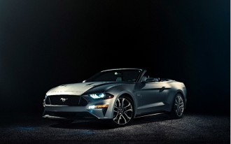 Ford takes lid off 2018 Mustang convertible