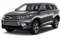 2018 Toyota Highlander 2018 Toyota Highlander LE Plus V6 FWD (Natl) Angular Front Exterior View