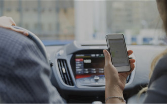Insurer to monitor drivers via cell phone data
