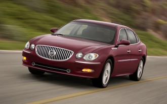 GM Recalls 316,000 Buick, Chevrolet, GMC, Isuzu, Saab Vehicles For Headlamp Problems