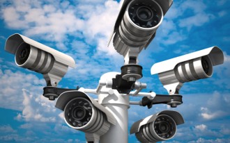 IIHS: Red-Light Cameras Improve Safety, Reduce Violations