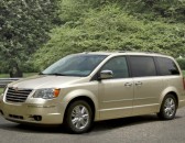 2010 Chrysler Town & Country image