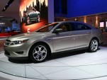 2009 Detroit: Ford Bets Big on Electric Vehicles, Taurus post thumbnail