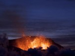 Iceland's Fimmvorduhals erupts. Image: Henrik Thorburn