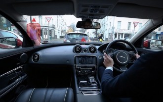 Jaguar Land Rover Tests 'Transparent' Pillars & 'Ghost Car' Navigation (Video)