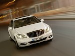 Video: Mercedes Knows Its Target Market, S400 Hybrid Debuts During Oscar Broadcast post thumbnail