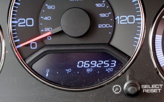 how to check odometer reading