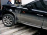 Russian driver leaves Range Rover Sport on apartment steps