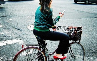 Would you buy a car on your smartphone? Many Americans would