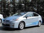 2012 Toyota Prius Plug-In Hybrid, Honda Fit, OnStar: Today's Car News post thumbnail
