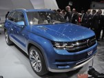 Volkswagen CrossBlue Concept at the 2013 Detroit Auto Show