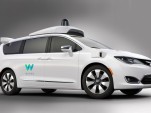 Waymo & FCA are building 100 self-driving Chrysler Pacifica Hybrid minivans Waymo self-driving prototype